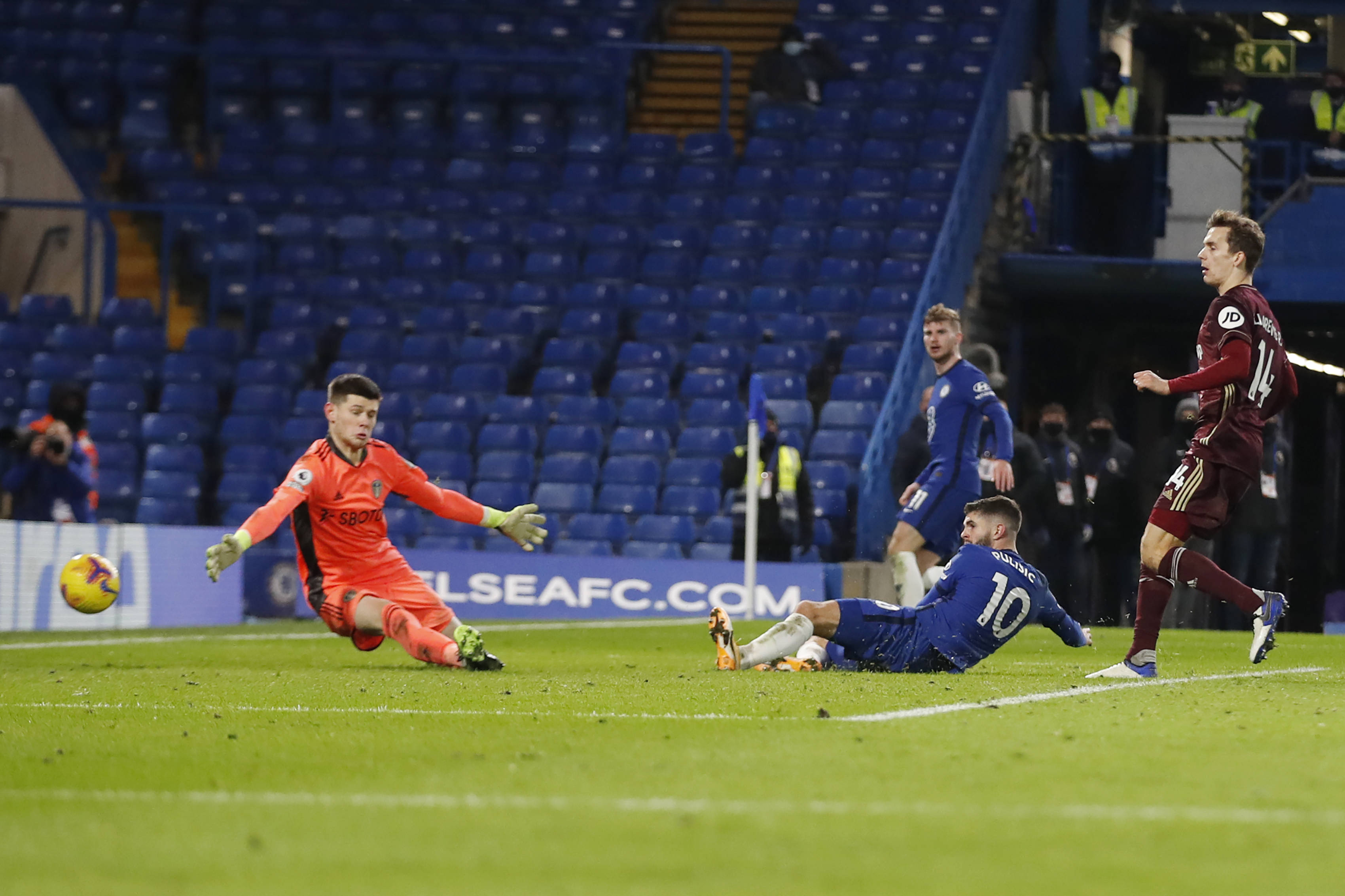 足壇的佼佼 足壇的佼佼